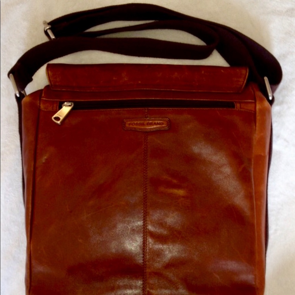 Fossil Messenger Bag - Picture 4 of 4